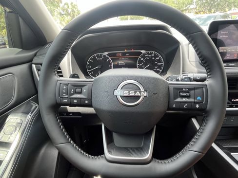 New 2026 Nissan Rogue SV w/ Cold Weather Package FWD image 32
