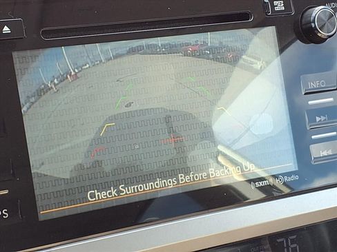 Used 2015 Subaru Outback 2.5i Limited image 10