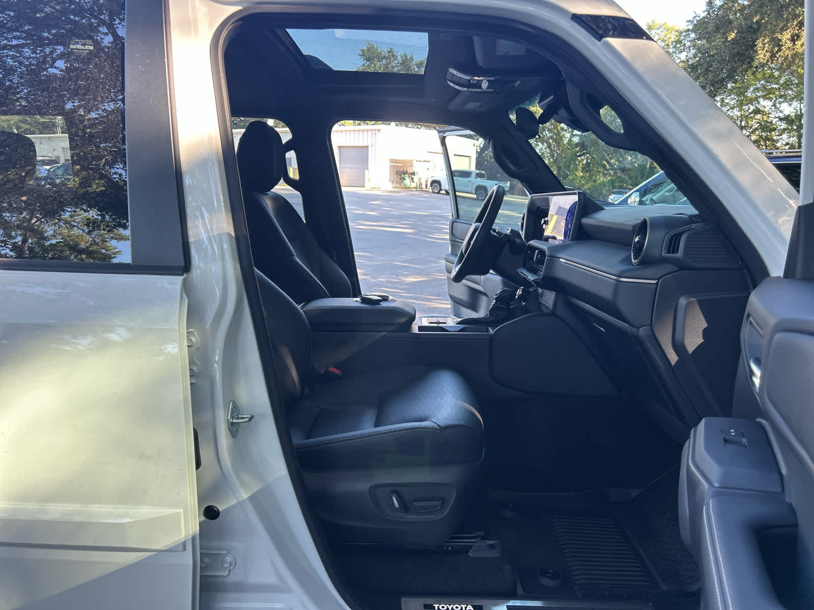 Used 2025 Toyota Land Cruiser w/ Premium Package AWD/4WD image 12
