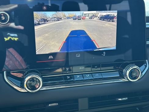 Certified 2024 GMC Canyon Elevation image 30