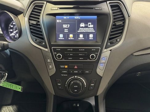 Used 2017 Hyundai Santa Fe Sport image 20