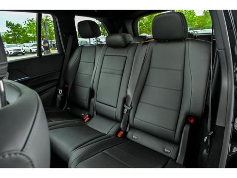 Certified 2025 Mercedes-Benz GLS 450 4MATIC image 14