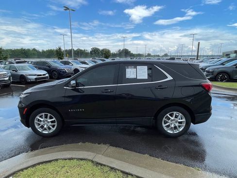 Used 2022 Chevrolet Equinox LT FWD image 9