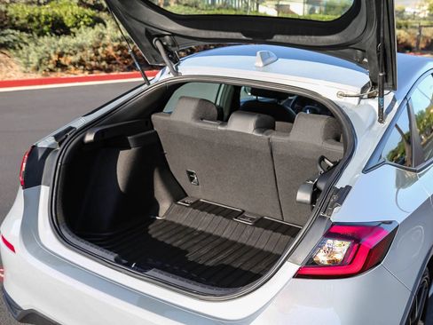 Used 2026 Honda Civic Sport image 31
