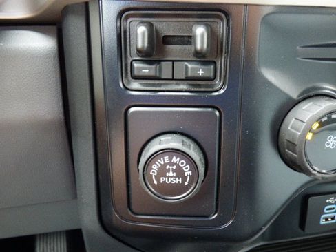 New 2026 Ford F350 XL w/ XL Chrome Package image 16