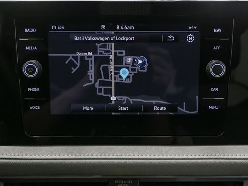 Used 2025 Volkswagen Taos SEL image 28