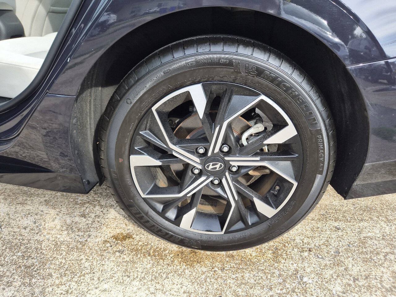 Used 2025 Hyundai Sonata SEL FWD image 23
