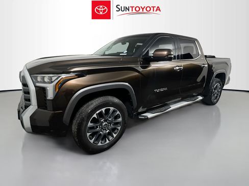 Used 2022 Toyota Tundra Limited AWD/4WD image 9