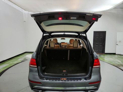 Used 2018 Mercedes-Benz GLE 350 image 32