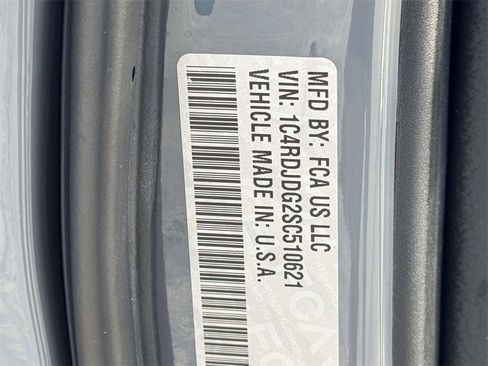 Used 2025 Dodge Durango GT image 30