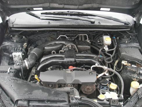 Used 2014 Subaru Crosstrek 2.0i Premium image 34