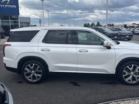 Used 2022 Hyundai Palisade SEL w/ Premium Package AWD/4WD image 5