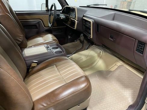 Used 1989 Ford Bronco Custom image 15