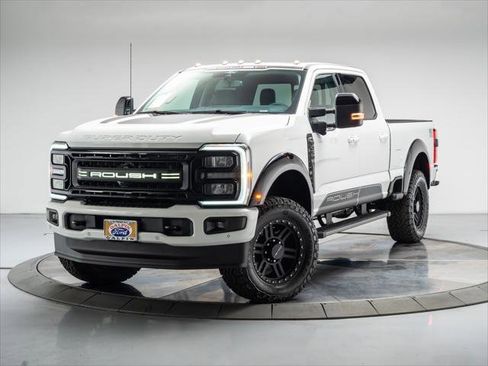 New 2026 Ford F250 Lariat w/ Black Appearance Package AWD/4WD image 1