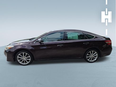 Used 2014 Toyota Avalon XLE Touring FWD image 2
