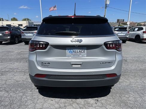 Used 2024 Jeep Compass Limited image 5