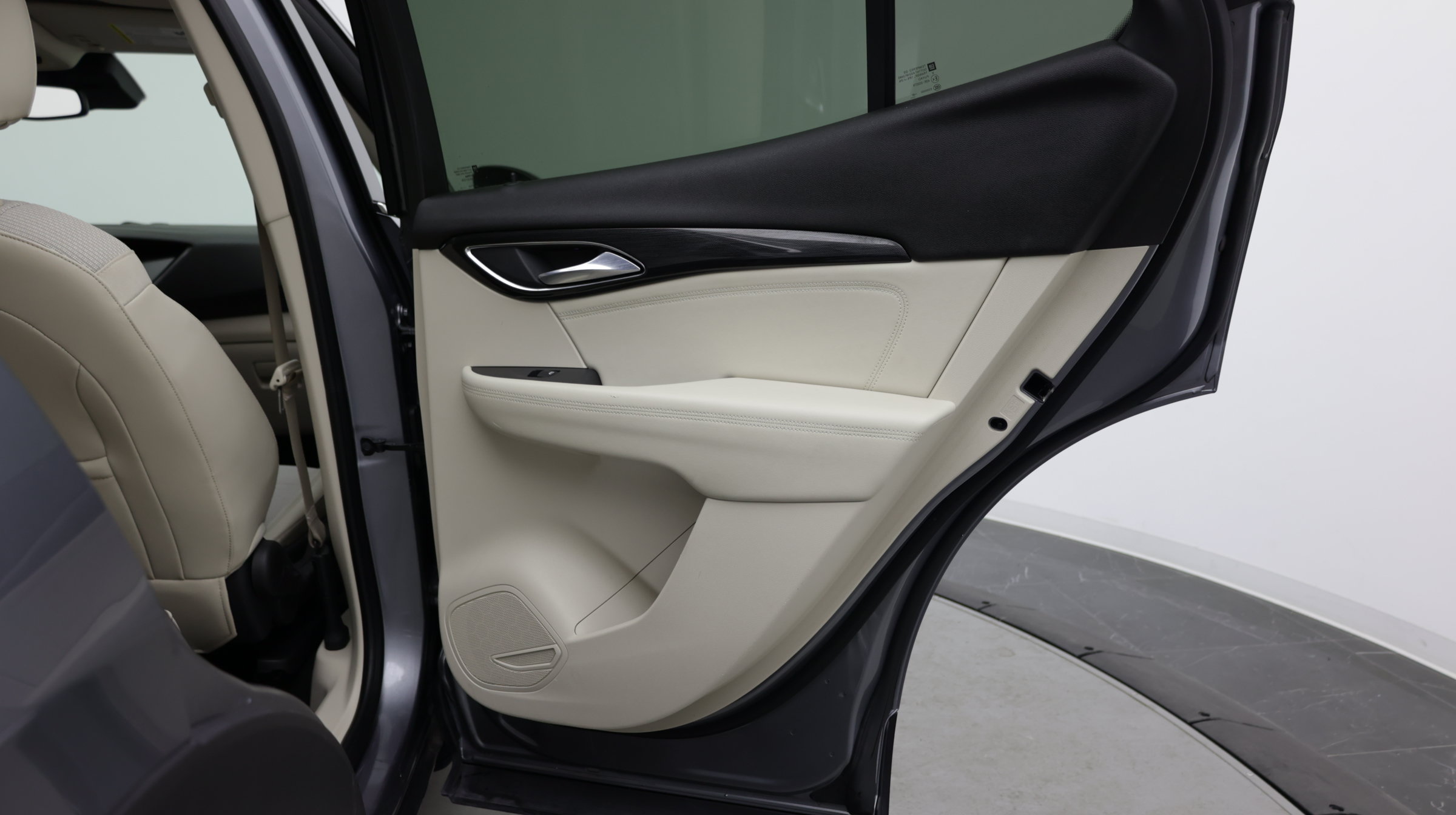 Used 2021 Buick Envision Preferred FWD image 36
