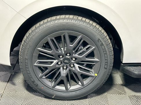 New 2026 Ford Expedition Platinum w/ Stealth Appearance Package image 12