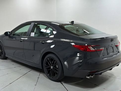 New 2026 Toyota Camry SE image 7