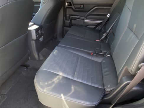 Certified 2025 Toyota 4Runner TRD Off-Road Premium image 23