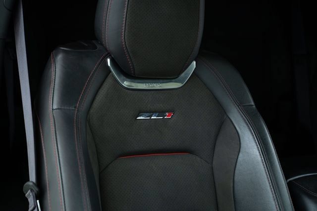 Used 2017 Chevrolet Camaro ZL1 RWD image 27
