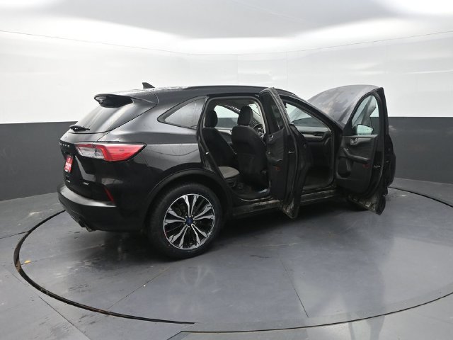 Used 2021 Ford Escape SE w/ SE Sport Appearance Package FWD image 45