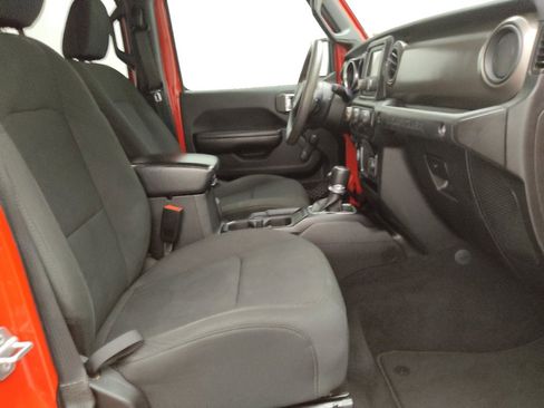 Used 2018 Jeep Wrangler Unlimited Sport AWD/4WD image 21