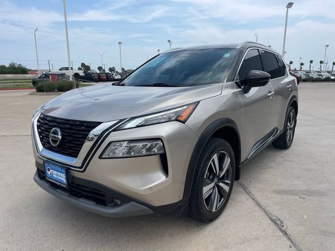 Certified 2021 Nissan Rogue SL w/ Premium Package FWD image 5