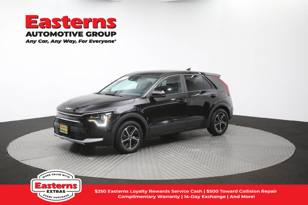 Used 2025 Kia Niro LX FWD image 55