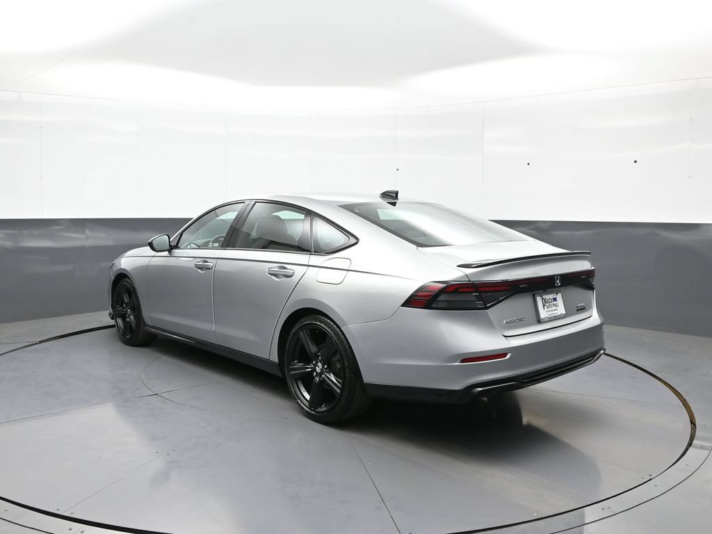 Used 2024 Honda Accord Sport image 8