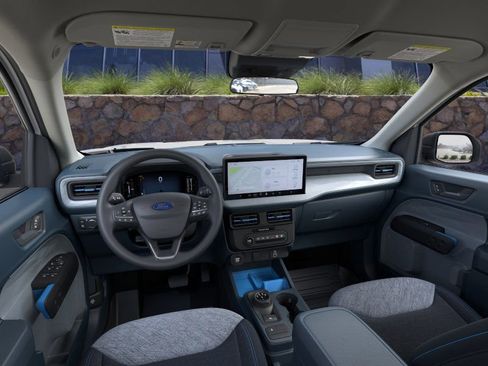 New 2025 Ford Maverick XLT image 9