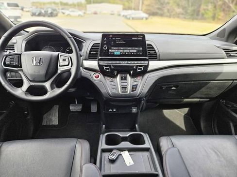Used 2025 Honda Odyssey Sport-L image 15