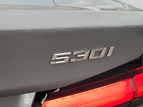 Used 2023 BMW 530i xDrive image 29