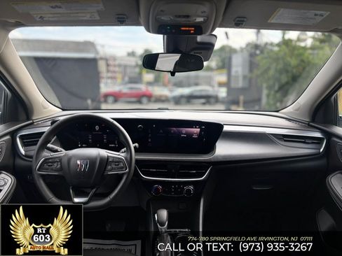 Used 2024 Buick Encore GX Sport Touring FWD image 12