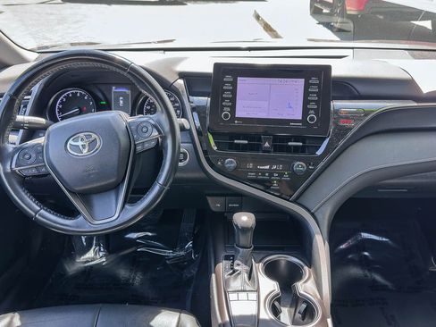 Used 2023 Toyota Camry SE w/ Convenience Package FWD image 14