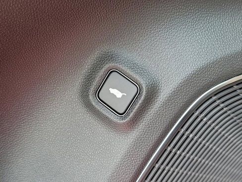 Used 2025 Acura MDX FWD w/ Technology Package image 19