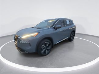Certified 2023 Nissan Rogue SL video 4