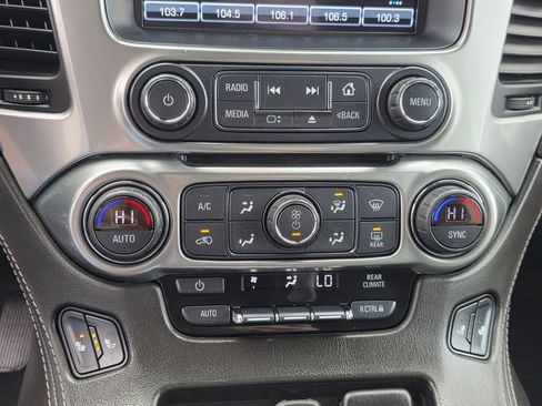 Used 2020 Chevrolet Tahoe LT image 22