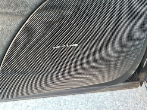 Used 2010 Mercedes-Benz CLS 550 image 31