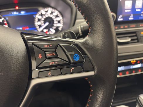 Used 2024 Nissan Altima 2.5 SR image 25