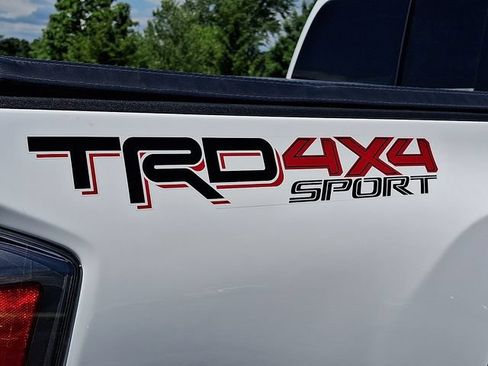 Used 2023 Toyota Tacoma TRD Sport AWD/4WD image 32