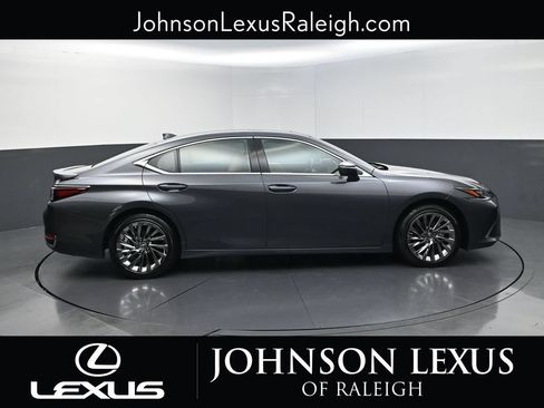 Certified 2025 Lexus ES 300h Ultra Luxury FWD image 6