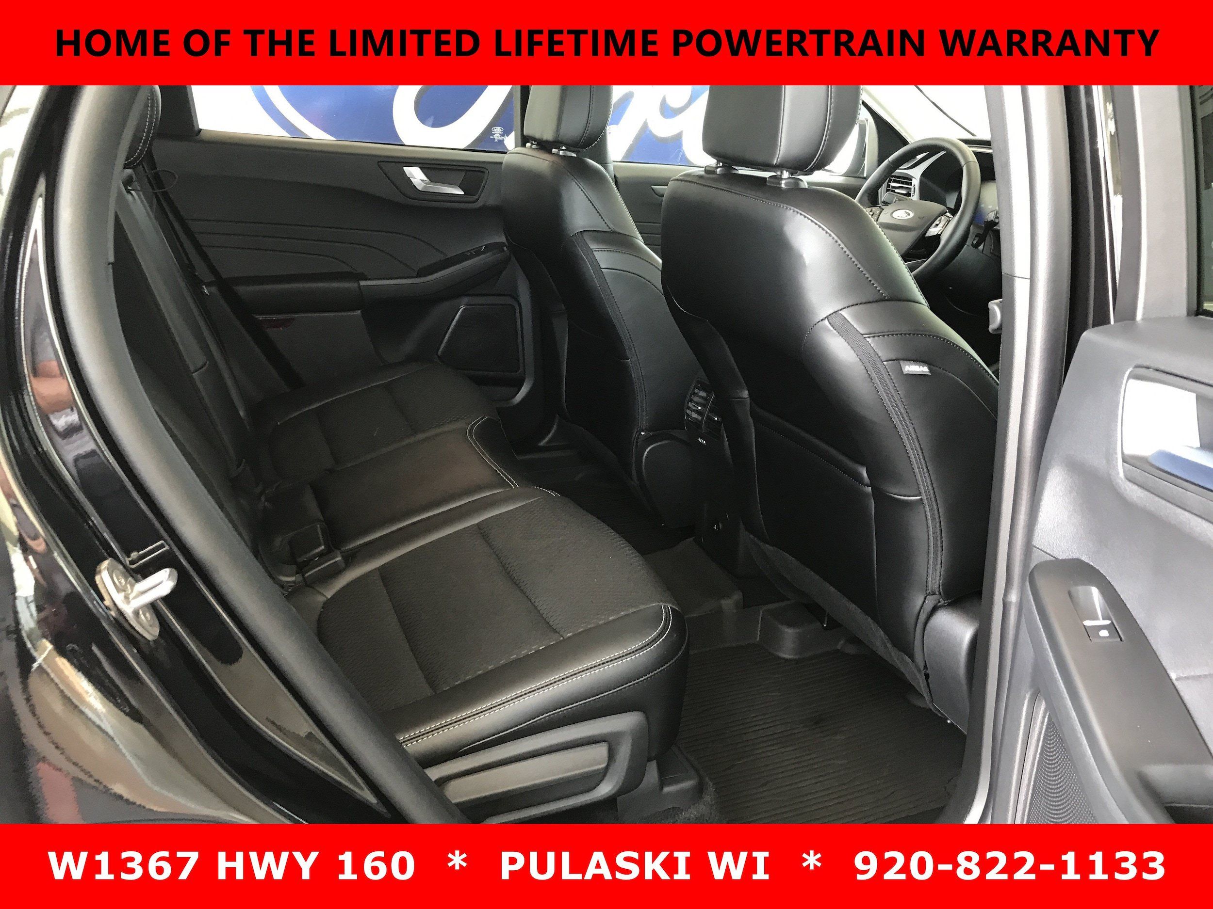 Used 2025 Ford Escape SE w/ Class II Trailer Tow Package FWD image 4