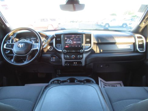 Used 2024 RAM 2500 Big Horn image 15