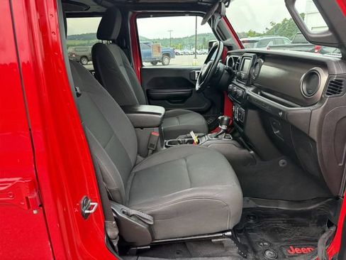Used 2018 Jeep Wrangler Unlimited Sport S AWD/4WD image 29