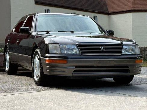 Used 1995 Lexus LS 400 RWD image 3