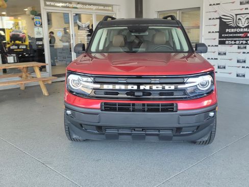 Used 2021 Ford Bronco Sport Outer Banks image 3