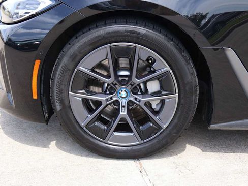 Used 2023 BMW i4 eDrive40 RWD image 8