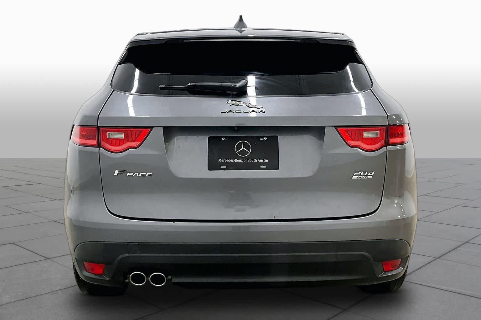Used 2017 Jaguar F-PACE Premium AWD/4WD image 5