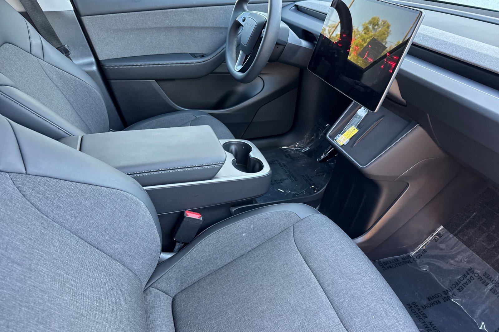 Used 2026 Tesla Model Y Long Range RWD image 18